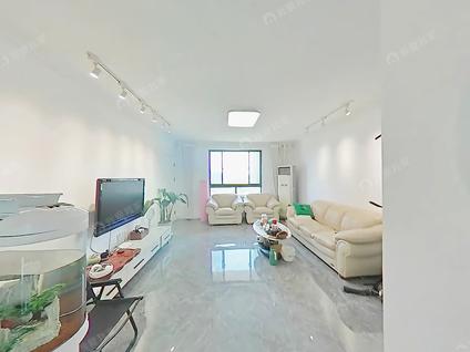 北京国际一花园3室2厅149平低楼层/共39层