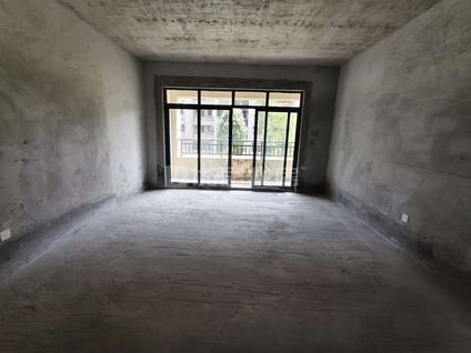 北京新蒲家居3室2厅135.88平低楼层/共33层