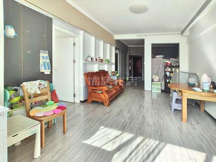 北京大理五洲国际商贸城(A区)2室1厅77.2平中楼层/共7层