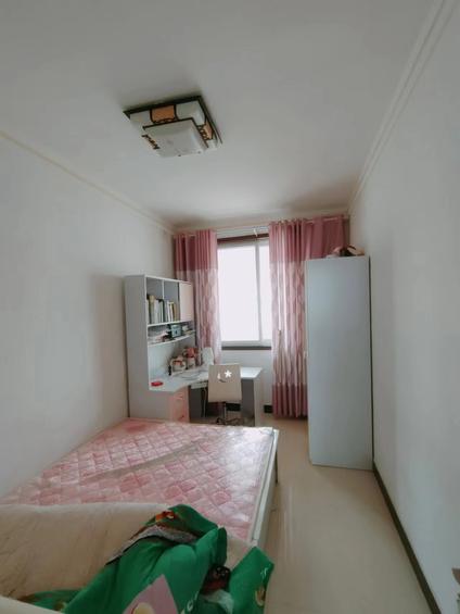 北京滨河都市花园3室2厅123平高楼层/共7层