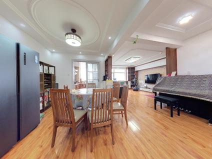 北京永恒华府3室2厅161.81平中楼层/共35层