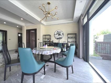 北京华发水郡(一期)6室0厅358平低楼层/共2层