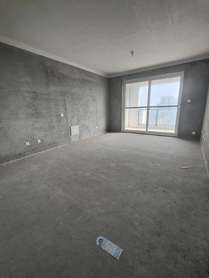 徐州康华心海湾3室2厅131.47平高楼层/共18层