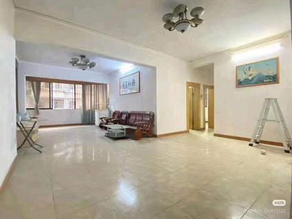 北京华融花园小区3室2厅104平中楼层/共9层