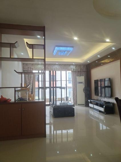 北京大地广场3室2厅113平低楼层/共18层