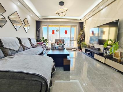 北京北环盛世2室1厅112平低楼层/共18层