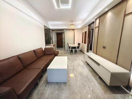 北京健威广场3室2厅92平低楼层/共14层