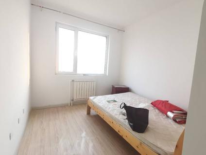 北京东升家园1室1厅54.37平高楼层/共18层