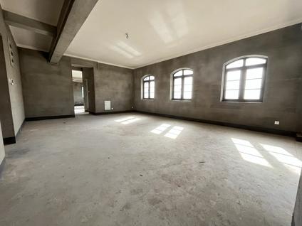 北京融信九号府4室2厅211平高楼层/共11层