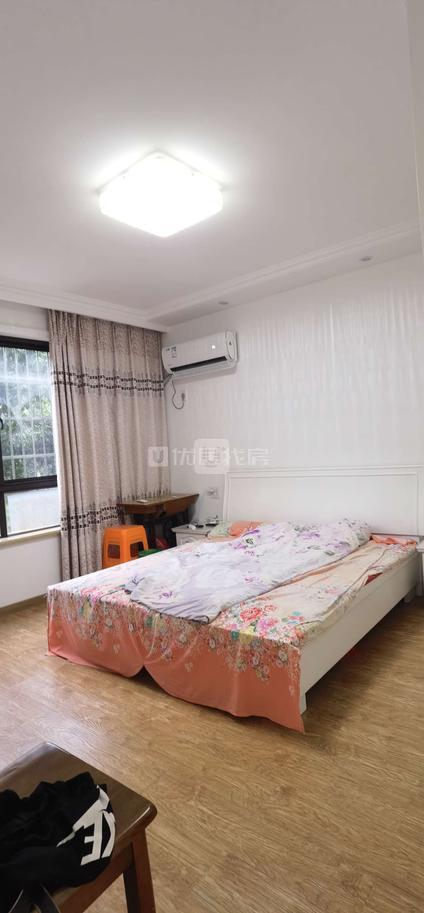 北京紫金南苑3室2厅134平高楼层/共18层