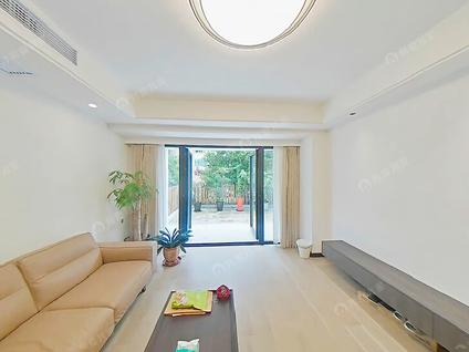 北京天安花园4室5厅230.46平低楼层/共9层