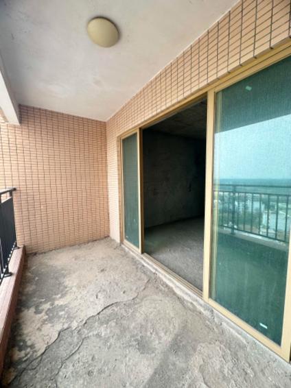 北京锦泰滨河花园4室2厅135平高楼层/共17层