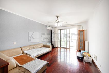 北京金地格林小镇2室2厅112.9平中楼层/共4层