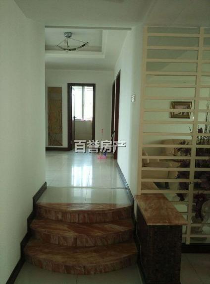 北京宏泰花苑3室2厅140平中楼层/共5层