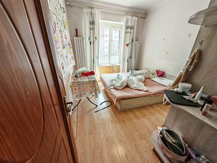 哈尔滨学府怡园1室1厅47.69平低楼层/共16层