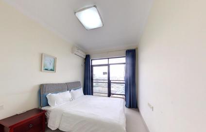 北京金凤凰海景公寓1室1厅78平中楼层/共28层