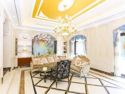 北京银亿领墅7室2厅490.18平低楼层/共3层