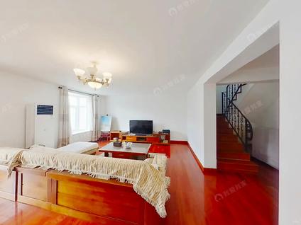 北京天通苑(本四区)5室1厅216.43平高楼层/共6层