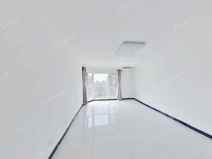 北京DBC加州小镇(C区)3室2厅131.43平高楼层/共18层