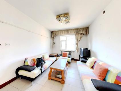 北京铁十二局医院宿舍2室1厅62.2平中楼层/共5层