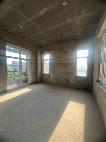 北京金石天地5室3厅397.45平低楼层/共4层