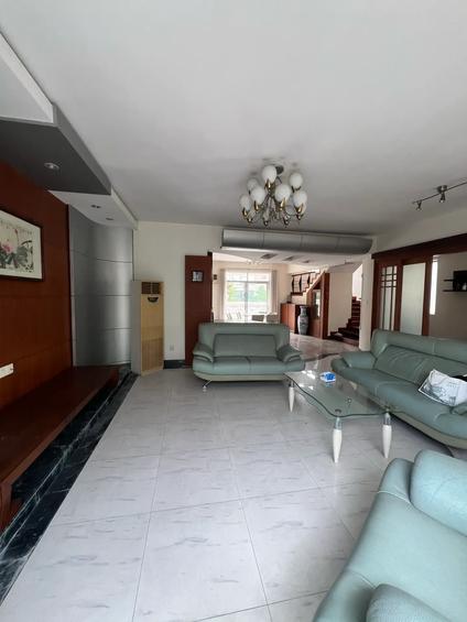 北京福泉新村5室2厅214.21平低楼层/共3层