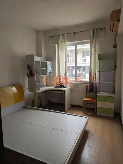 北京丰业新苑3室2厅133平中楼层/共9层