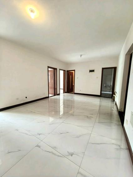 北京榕城世家2室2厅90平中楼层/共17层