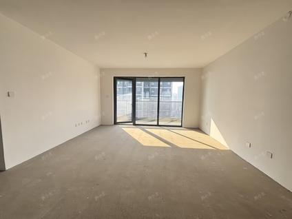 北京融创19174室2厅142.24平高楼层/共15层