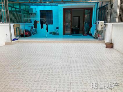 东莞万辉花园3室2厅93平低楼层/共8层