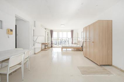 北京嘉铭桐城(C区)3室2厅135平高楼层/共28层