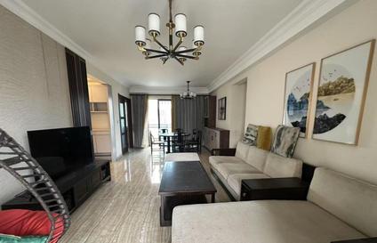 海口碧桂园剑桥郡3室2厅115平高楼层/共18层