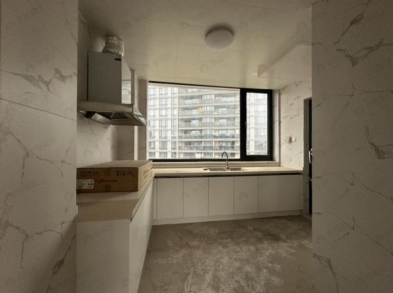 北京朗成江南墅5室2厅224.37平高楼层/共8层