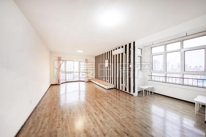 北京中海城(圣朝菲)3室2厅137.94平高楼层/共21层