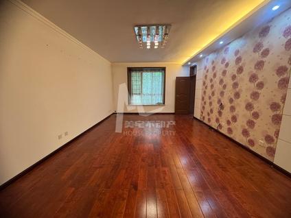 北京信达世纪城3室2厅137平低楼层/共6层