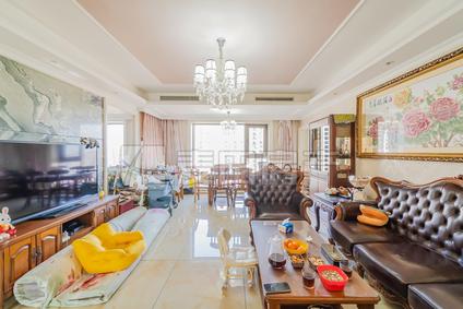 北京东湖湾3室2厅130平高楼层/共32层