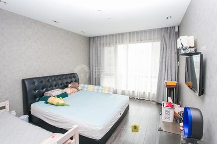 北京赛顿中心3室2厅198.18平低楼层/共32层