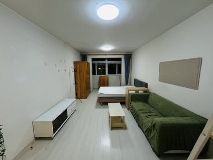 北京万柳蜂鸟家园1室1厅51.68平中楼层/共14层