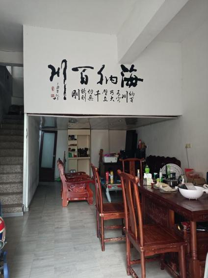 北京威龙市场商住楼2室1厅80平低楼层/共2层