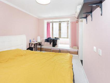 北京云梯胡同小区1室1厅41.3平低楼层/共6层