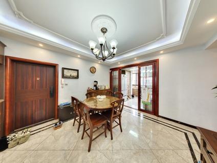 北京江南名府3室2厅114.27平高楼层/共6层