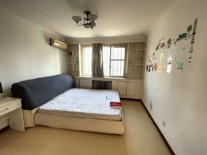 北京肆维花园2室2厅126.68平低楼层/共11层