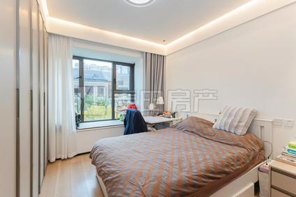 北京中国玺3室2厅147.28平低楼层/共25层