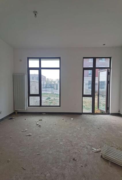 天津富力颂溪苑5室1厅181.59平低楼层/共1层