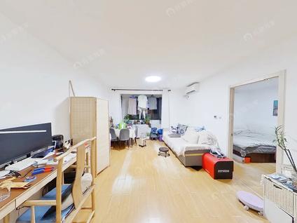 北京世华龙樾(二里)2室1厅75.71平低楼层/共18层