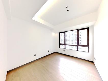 湛江南国豪苑4室2厅159平中楼层/共32层