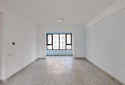 北京绿地IFC中央公馆B12地块4室2厅154.55平高楼层/共16层