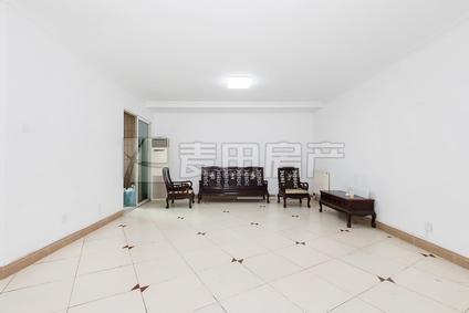 北京世纪城(远大园六区)3室2厅135平中楼层/共19层