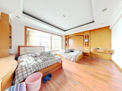 东莞明怡苑3室1厅201平高楼层/共15层