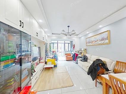 上海贝越水岸名邸2室1厅84.96平低楼层/共8层